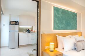 Avelia Luxury Villa With Private Pool