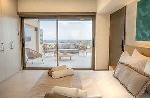 Avelia Luxury Villa With Private Pool