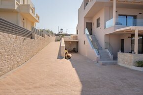 Avelia Luxury Villa With Private Pool