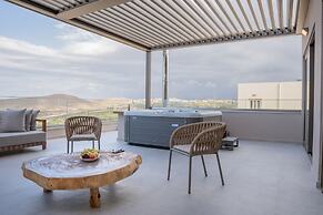 Avelia Luxury Villa With Private Pool