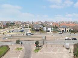 Penthouse in Ostend With sea View Dining