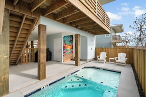 Palm Beach! Private Pool - Boardwalk - Game Room!