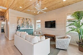 Palm Beach! Private Pool - Boardwalk - Game Room!