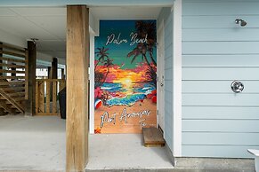 Palm Beach! Private Pool - Boardwalk - Game Room!