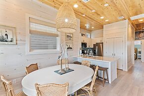 Palm Beach! Private Pool - Boardwalk - Game Room!