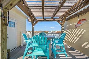 Shorely A Good Time - Water Views! Roof Top Hot Tub!