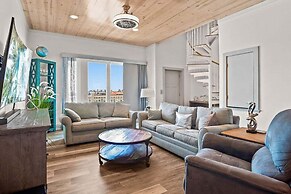 Shorely A Good Time - Water Views! Roof Top Hot Tub!