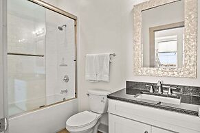 Shorely A Good Time - Water Views! Roof Top Hot Tub!