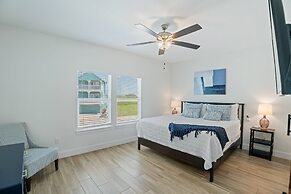 Chancla - Pet Friendly! Community Pool!