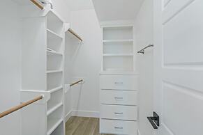 Chancla - Pet Friendly! Community Pool!