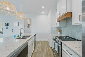 Chancla - Pet Friendly! Community Pool!