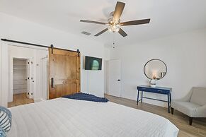 Chancla - Pet Friendly! Community Pool!