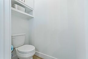 Chancla - Pet Friendly! Community Pool!