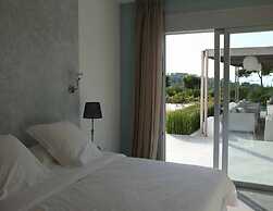 Gorgeous Villa With Views