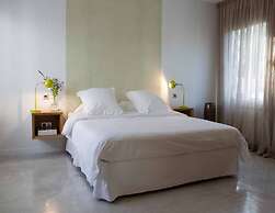 Gorgeous Villa With Views