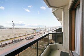 Apartment With Terrace for 5 People