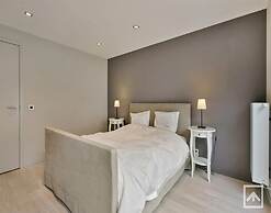 Apartment With Terrace and 2 Rooms