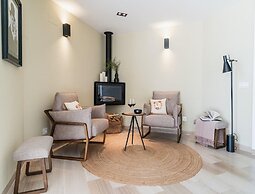 Superb Villa With Private Lagoon Pool