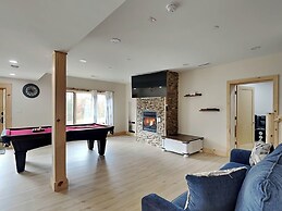Majestic Manor by Taylor Made Deep Creek