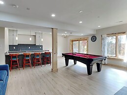 Majestic Manor by Taylor Made Deep Creek