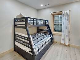 Majestic Manor by Taylor Made Deep Creek