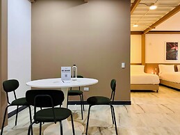 Flora By Wynwood House