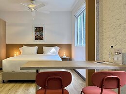 Flora By Wynwood House