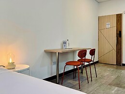 Flora By Wynwood House