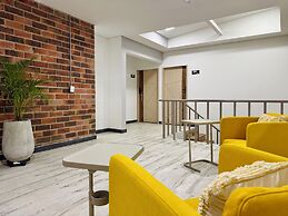 Flora By Wynwood House