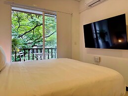 Flora By Wynwood House