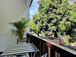 Flora By Wynwood House