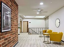 Flora By Wynwood House