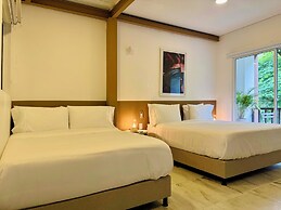 Flora By Wynwood House