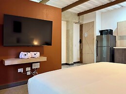 Flora By Wynwood House