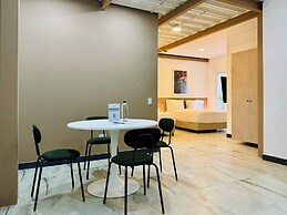 Flora By Wynwood House