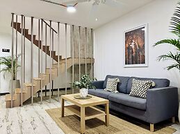 Flora By Wynwood House