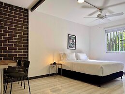 Flora By Wynwood House