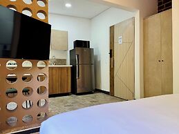 Flora By Wynwood House