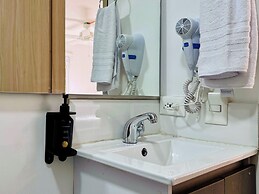 Flora By Wynwood House