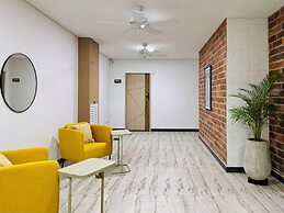 Flora By Wynwood House