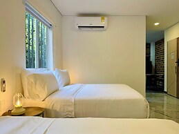 Flora By Wynwood House