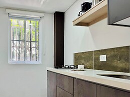 Flora By Wynwood House