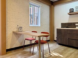 Flora By Wynwood House