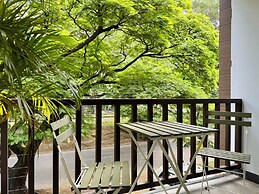 Flora By Wynwood House