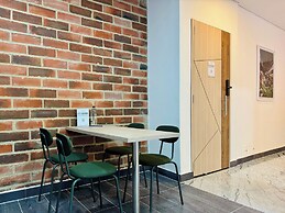 Flora By Wynwood House