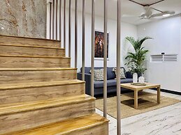 Flora By Wynwood House