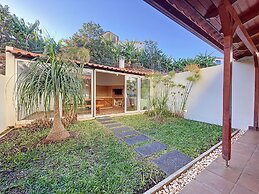 Eddys House by Atlantic Holiday