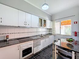 Eddys House by Atlantic Holiday