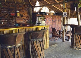 Kin Hostal and Camping