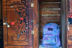 Kin Hostal and Camping